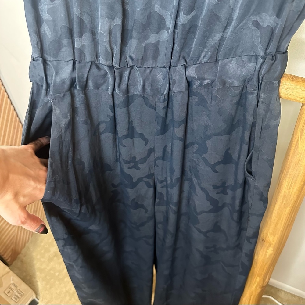 CEFINN‎ Navy Satin Jumper 6 - Picture 6 of 13